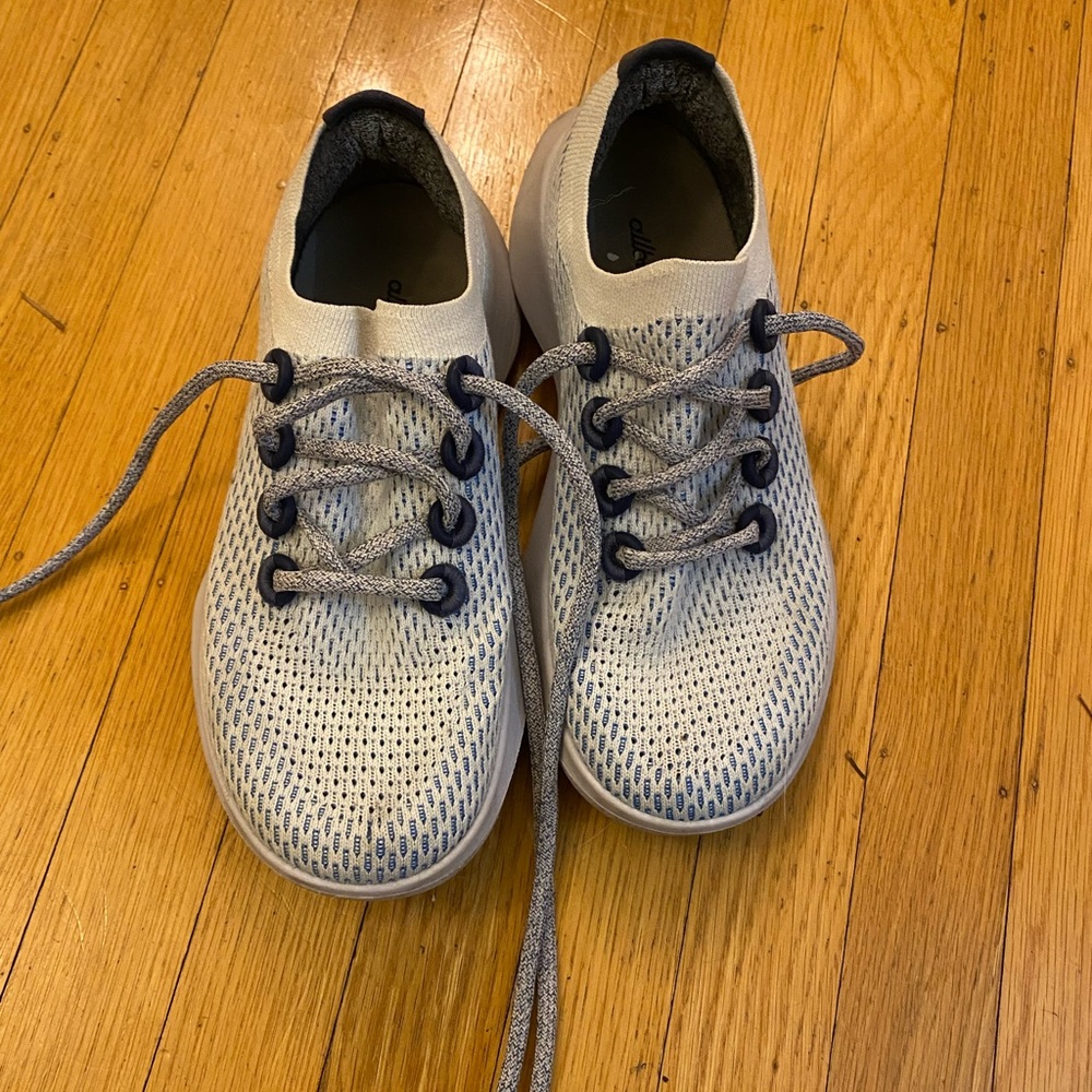Allbirds Tree Dasher Size 7 - Picture 2 of 4